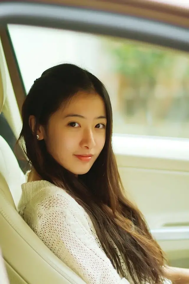 看多了网红脸,更怀念天涯时代的民间美人了,天然风情撞脸刘亦菲