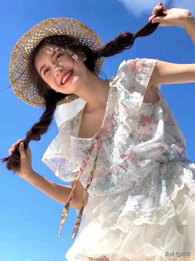 这张忧郁的甜妹脸,随便一张都是会被美少女们拿来做头像的程度