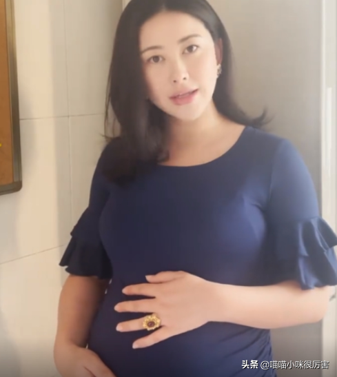 被誉为中国第一美女,与法拉利总裁谈恋爱,朱珠到底靠什么?