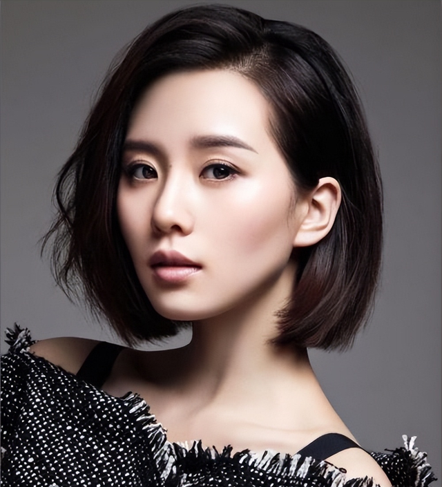 给国内“10大美女演员”排名,林志玲仅第6,迪丽热巴高居第3