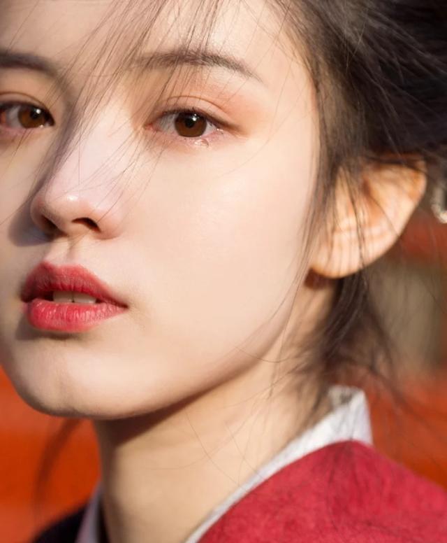 看你的眼睛是哪种?杏眼普通,丹凤眼高冷,桃花眼颜值高