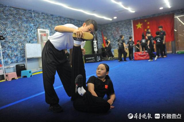 拾光|功夫女孩!11岁德州女孩来济习武7年,武艺精湛