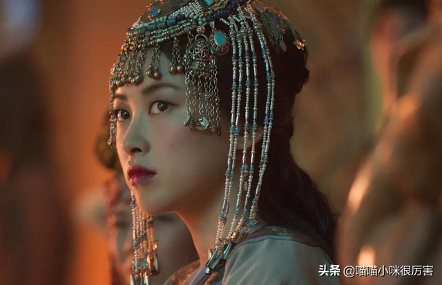 被誉为中国第一美女,与法拉利总裁谈恋爱,朱珠到底靠什么?