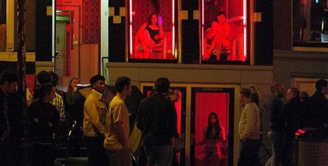 西班牙为何被誉为“欧洲妓院”,合法“性交易”的影响有多大?