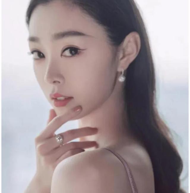 看你的眼睛是哪种?杏眼普通,丹凤眼高冷,桃花眼颜值高