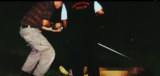 06年,马来华裔美女夜跑遇害,体内有2男子DNA,凶手不认罪逃澳洲