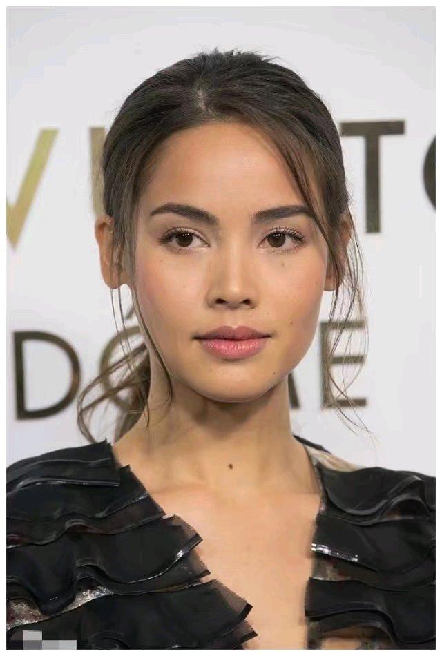 盘点世界评出的五大美女,中国挤进一位,不是baby也不是杨幂