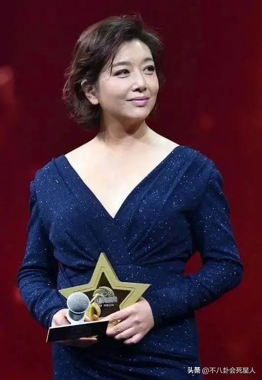 9位大骨架女星走红毯,穿对了风情万种,穿错了就是灾难现场