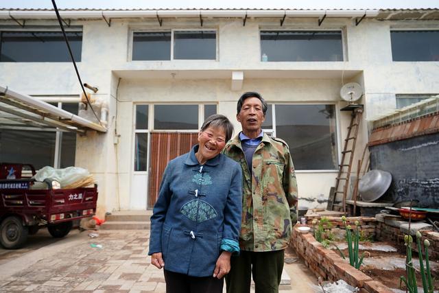 我在现场·照片背后的故事|我的2022:远山行·访老友