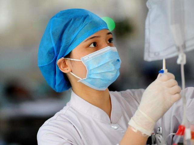 女生吃香的专业有哪些?未来10年,这些专业或将成为“香饽饽”