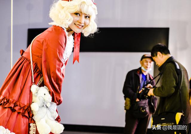 圣诞女孩,之:方寸之间显风姿(头条首发)