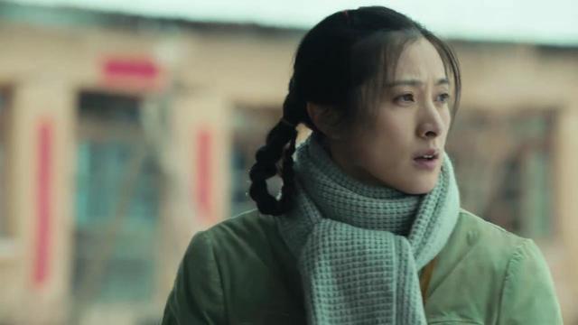 《人世间》四大美女脱掉补丁衣服,穿上现代装,就像换了个人一样