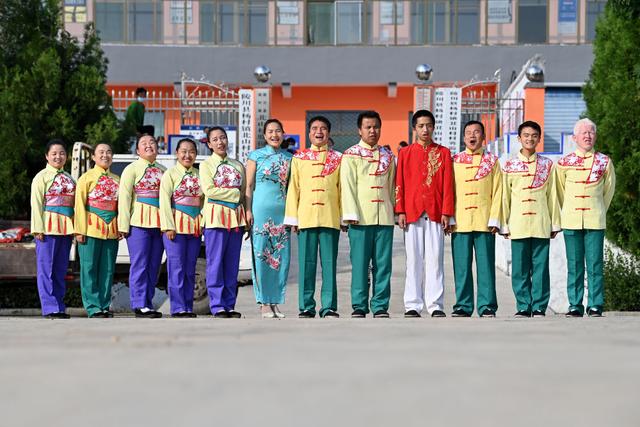 我在现场·照片背后的故事|我的2022:远山行·访老友