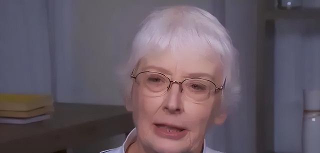 疯狂暗恋美女老师15年后,囚禁折磨她53天