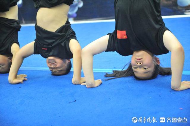 拾光|功夫女孩!11岁德州女孩来济习武7年,武艺精湛