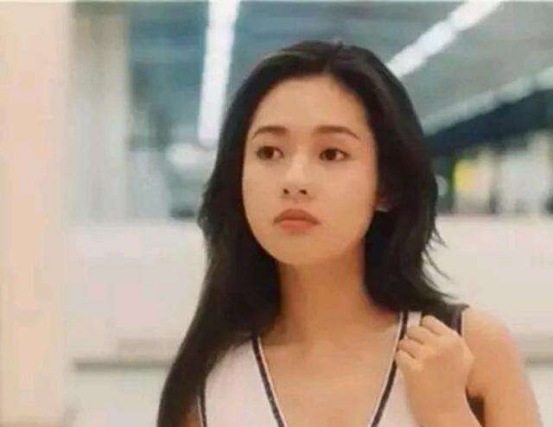 悲哀的李丽珍:出道10年却无奈靠一脱爆红,还被闺蜜插刀前程尽毁