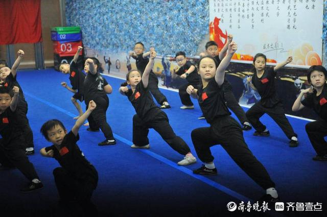 拾光|功夫女孩!11岁德州女孩来济习武7年,武艺精湛