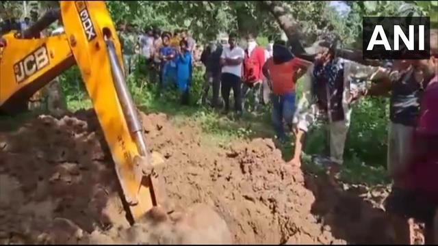 印度再现恶性强奸案：15岁女孩惨遭两个表哥轮奸致死，65岁祖母试图阻止也遭毒手