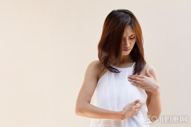 女性乳房大小是天生的还是后天的?3个保养方法,懂的人早做了