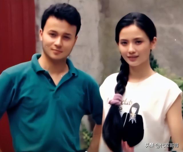“江南第一美女”陶慧敏:嫁给初恋恩爱至今,却被谣传守寡10年