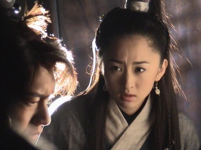 没想到啊!长大后才发现,“她们”居然是一个人演的