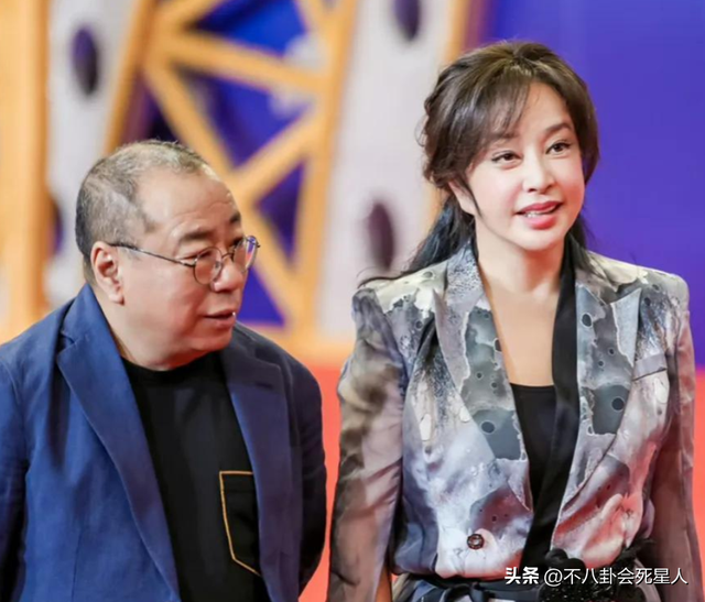 60+女星走红毯:穿西装、性感深V,比年轻女星更“大胆”