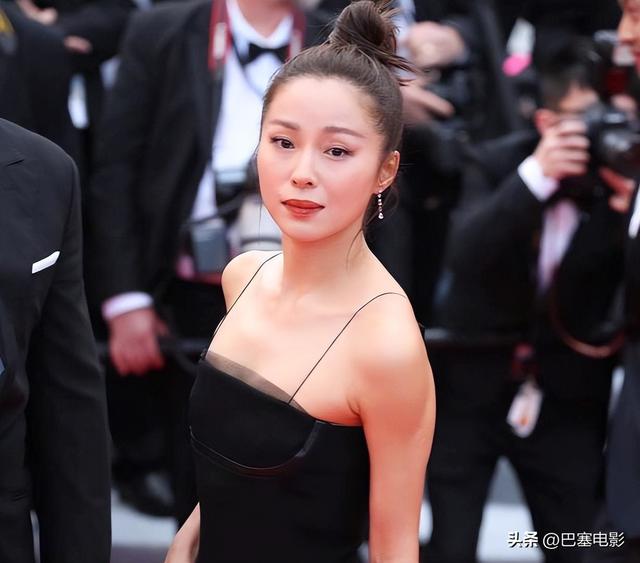 外媒镜头下的国内女星,真实堪比照妖镜,孙俪露怯,刘亦菲扛住了
