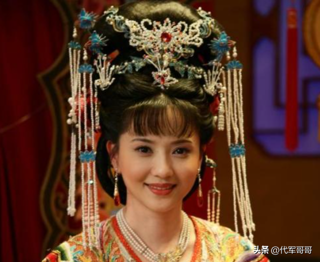 “江南第一美女”陶慧敏:嫁给初恋恩爱至今,却被谣传守寡10年