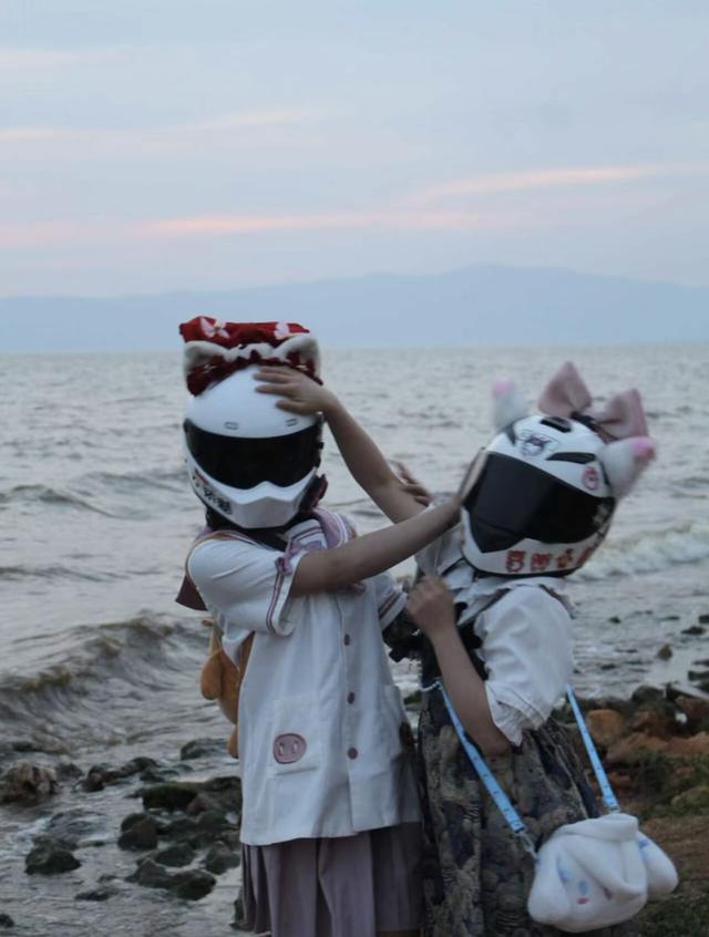 又有美女网红骑手车祸去世!现场一片狼藉好惨烈,生前不听人劝阻