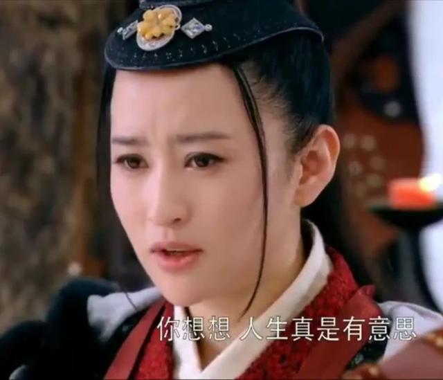 没想到啊!长大后才发现,“她们”居然是一个人演的