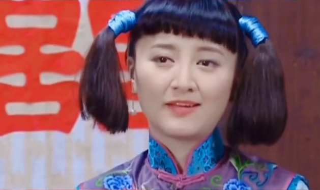 没想到啊!长大后才发现,“她们”居然是一个人演的