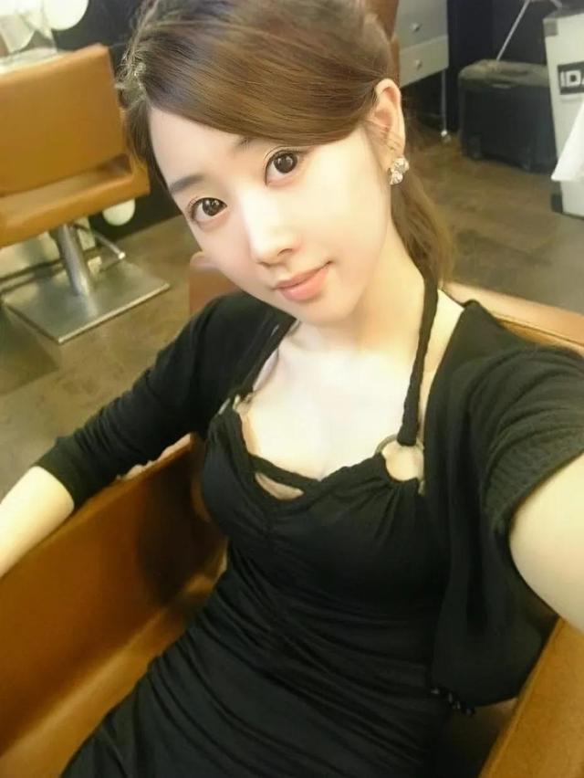 程琳:曾经的非主流女神,与芙蓉姐姐齐名,如今改走高端名媛风
