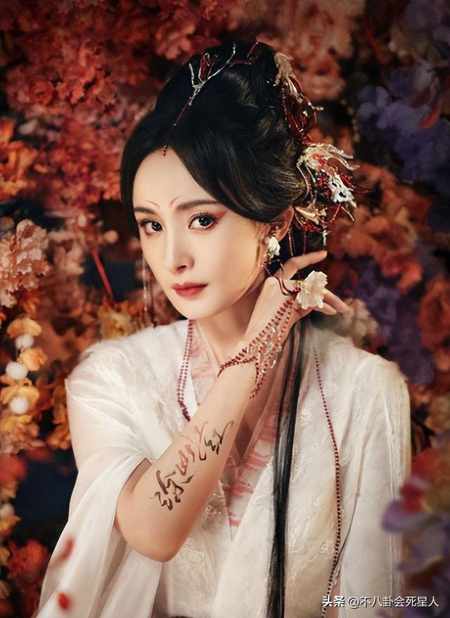 北电最美十大校花,刘亦菲排第三,杨幂未入前五
