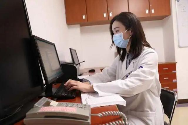 跑龙套录个综艺,杭州学霸女医生刷屏!疫情之下,这是她的“挺身而出”
