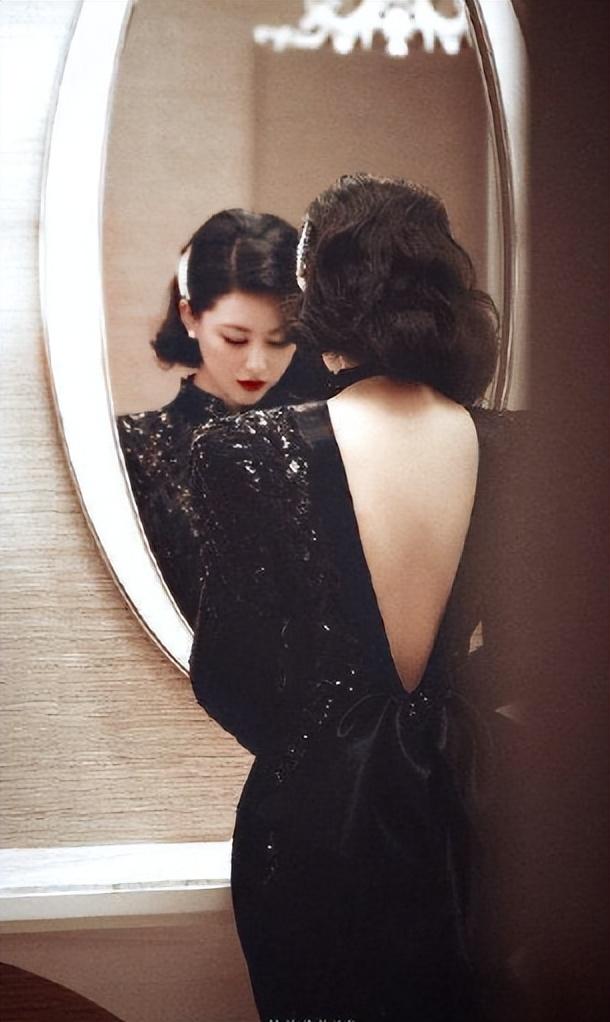 身材火辣、美如少女,这10位生过娃的中年女星性感起来太迷人