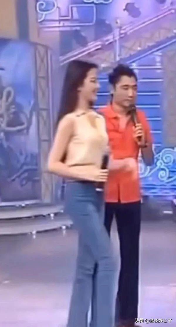 刘亦菲到底算不算中国第一美女?看看她和范冰冰的合照你就有答案