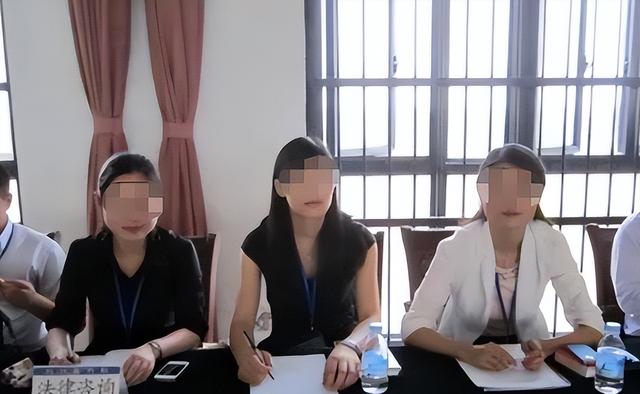 深圳色虎:家里搜出3000万,睡美女律师,长期霸占5名女法官