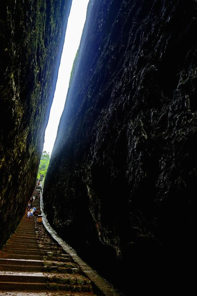 此生必走一次!缠绕浙闽山间的千年古道,真正的好山好水,遗世独立