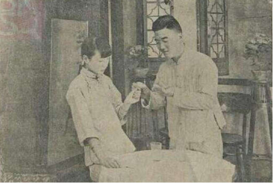 旧青岛名妓于小脚,黑白两道通吃建立一方势力,解放后被判死刑