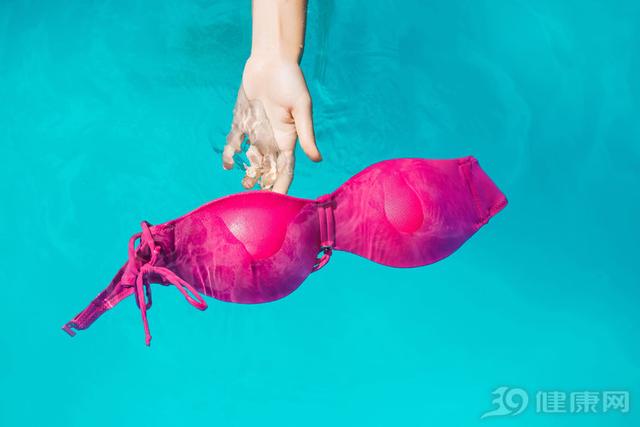 女性乳房大小是天生的还是后天的?3个保养方法,懂的人早做了