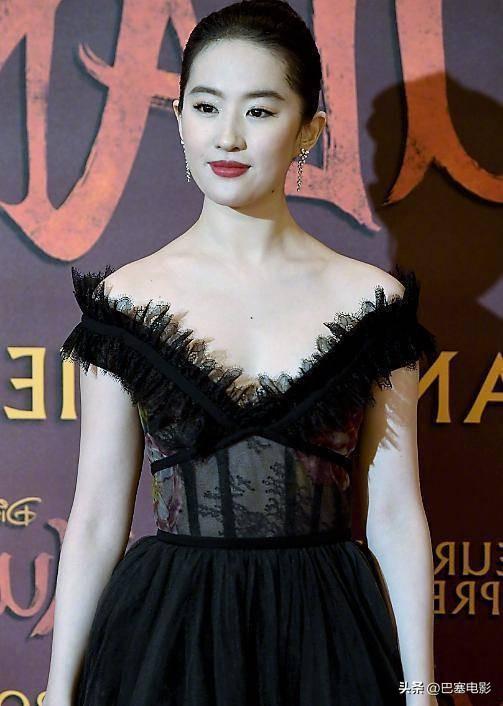 外媒镜头下的国内女星,真实堪比照妖镜,孙俪露怯,刘亦菲扛住了