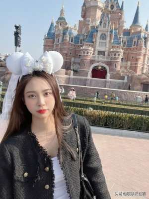 温州美女(99年温州美女小姐姐迷人美照欣赏，好可爱啊)