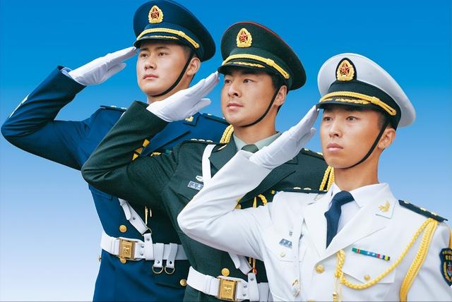 中国第一女警雷敏:17岁破格录取成为女特警,大校军衔却嫁给保安