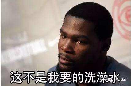 评测来了!货真价实!油管Up主亲尝美女主播洗澡水