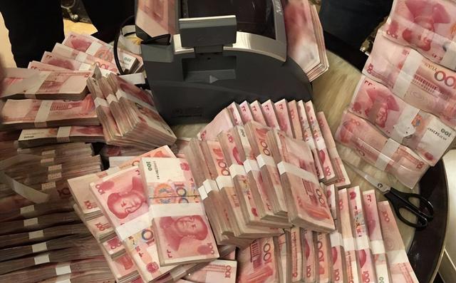 深圳色虎:家里搜出3000万,睡美女律师,长期霸占5名女法官