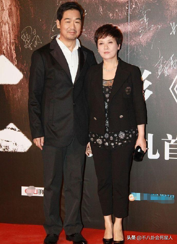 60+女星走红毯:穿西装、性感深V,比年轻女星更“大胆”