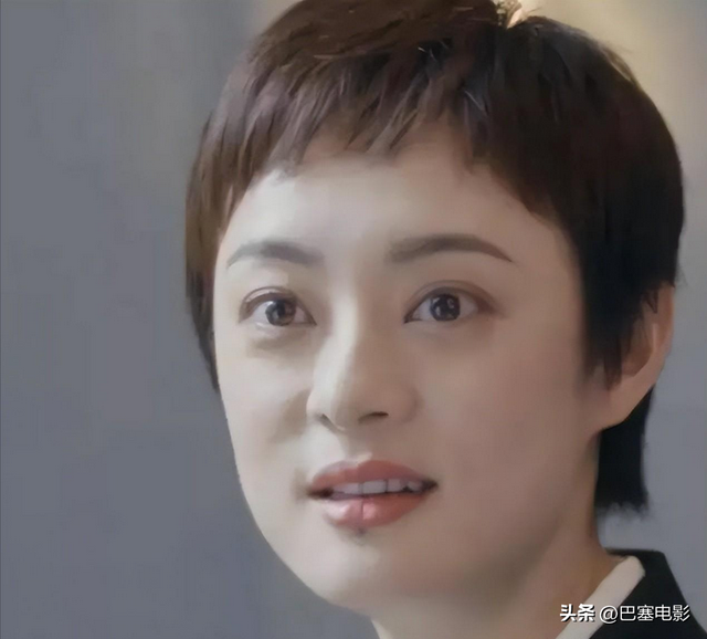 外媒镜头下的国内女星,真实堪比照妖镜,孙俪露怯,刘亦菲扛住了