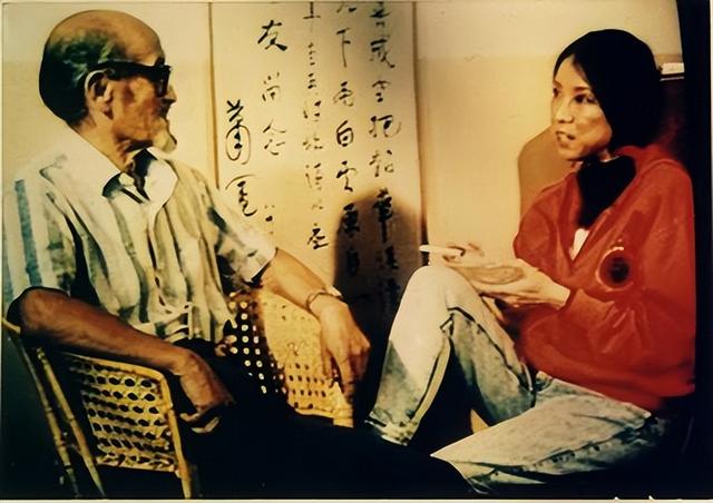 三毛:1次求婚被拒,2任丈夫死亡,3个想嫁的男人,4次自杀