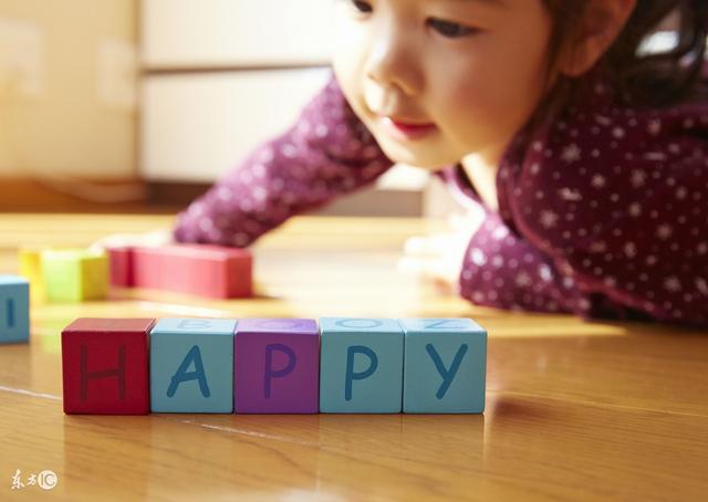 23个幼儿趣味游戏，网小鱼跟着圆圈走等，小班的孩子都爱玩！