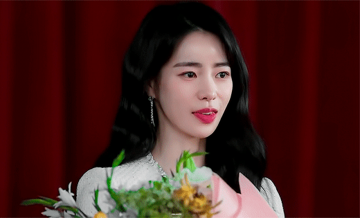 “韩国汤唯”火遍全网!出道演19禁电影狂拿奖,新戏变蛇蝎美女